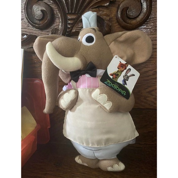 Zootopia Gift Basket Plush Characters Action Figures Stickers Book Pins Set - Picture 5 of 8